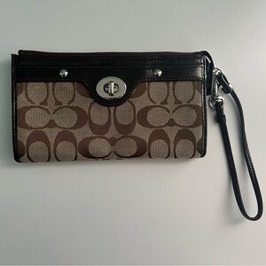 Coach Penelope Zippy Turnlock Brown Signature Wristlet Wallet